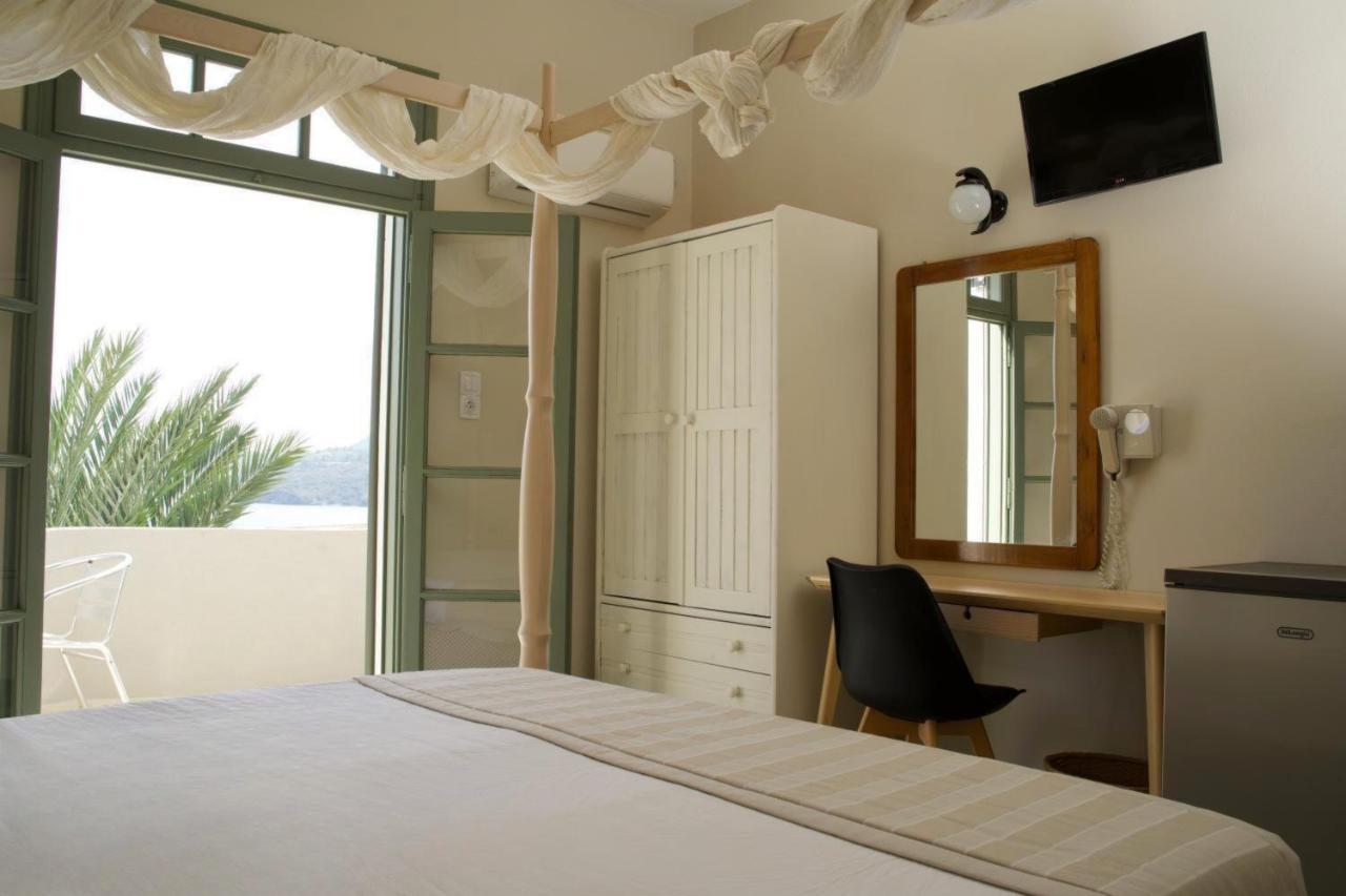 Kores Aegina Agia Marina  Exterior foto